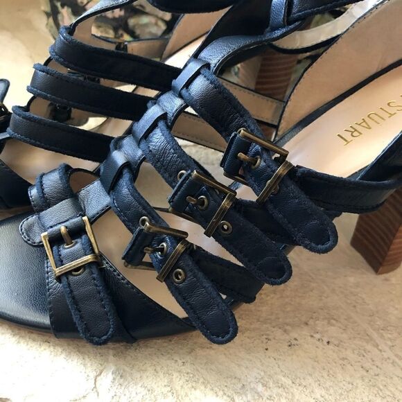 Colin Stuart navy strappy leather heel sz 10 - Picture 2 of 6